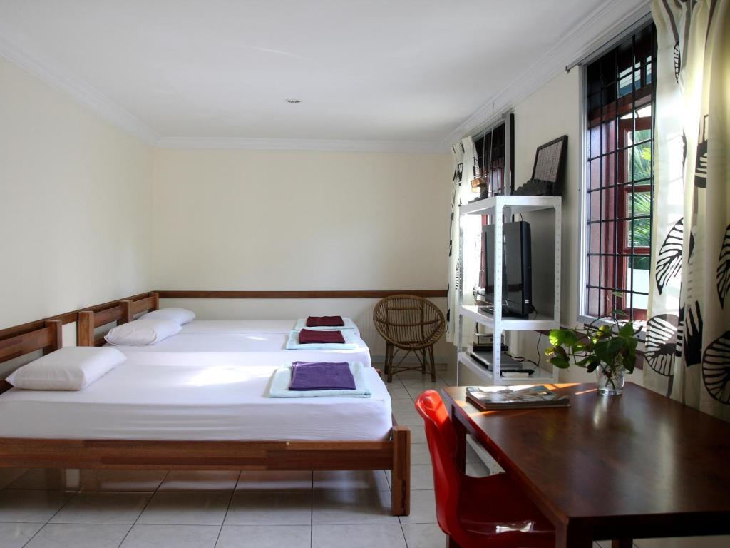Morning Glory Guest House Кучінг Номер фото
