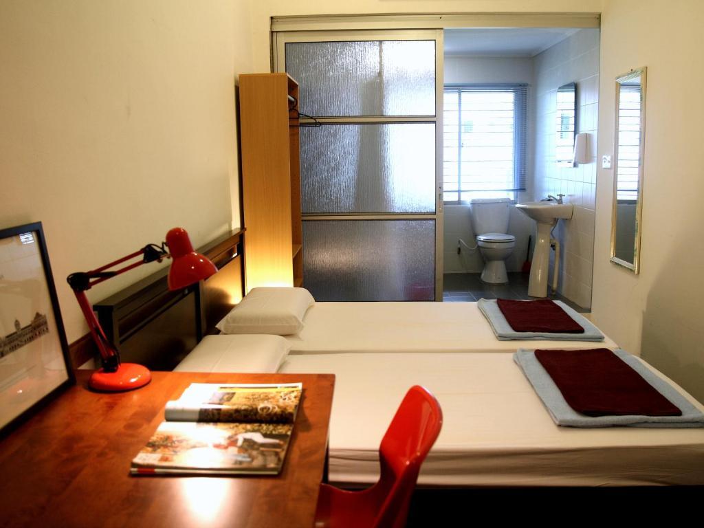 Morning Glory Guest House Кучінг Номер фото