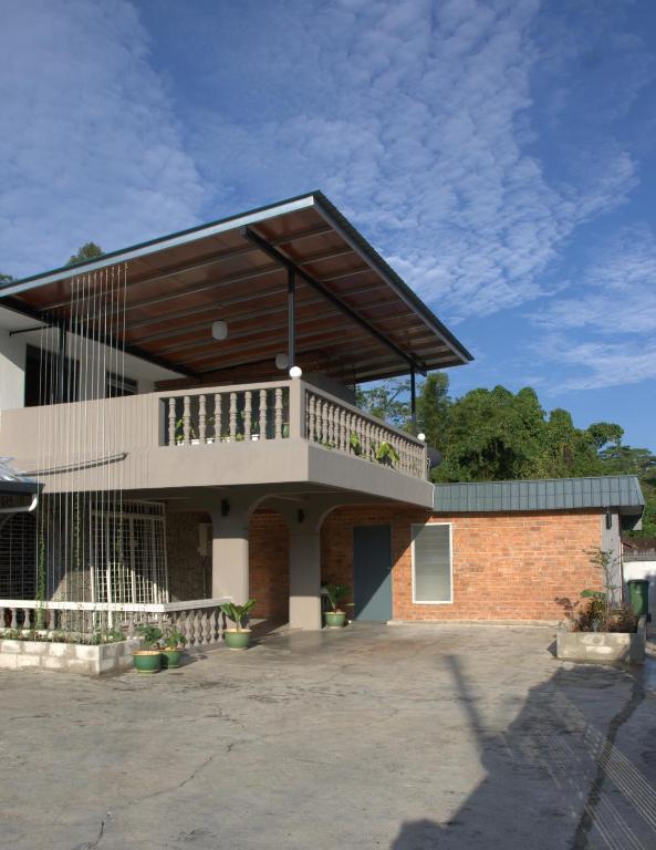 Morning Glory Guest House Кучінг Екстер'єр фото